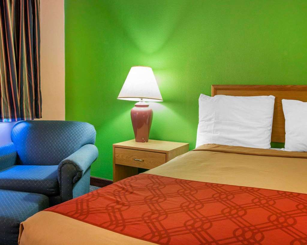 Econo Lodge 巴特尔克里克 客房 照片